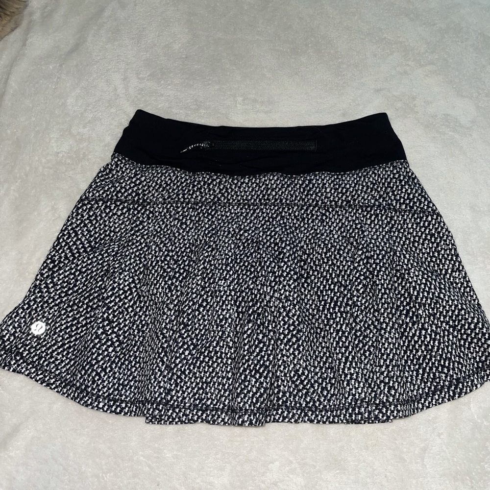 🔴RARE LULULEMON SKIRT 🔴